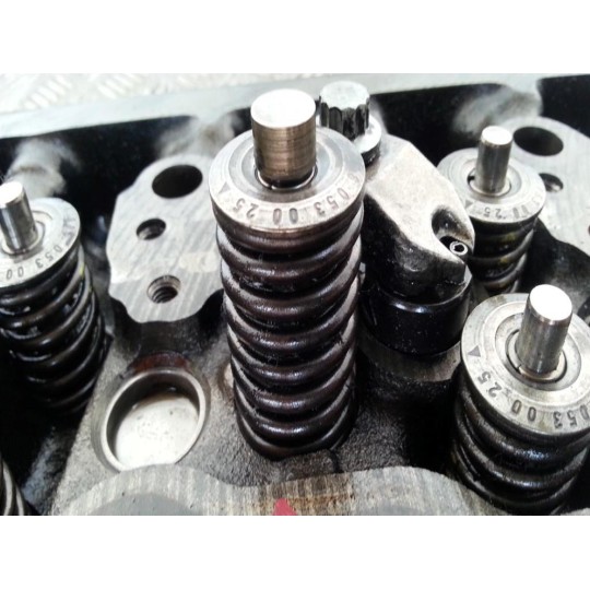 TESTATA MERCEDES-BENZ truck Axor usato