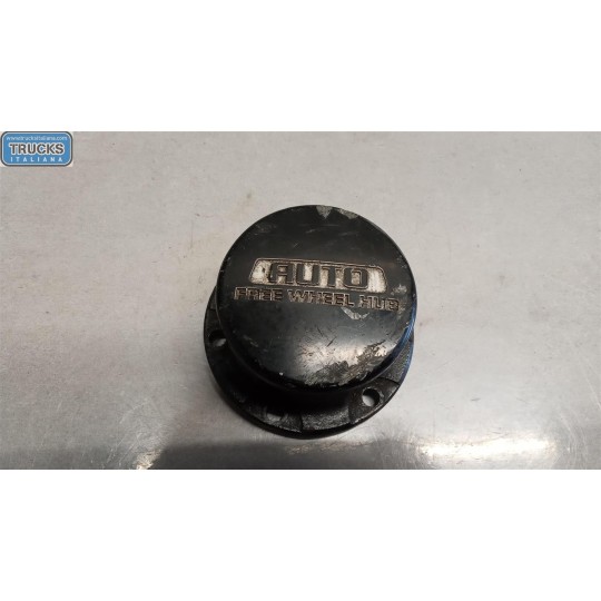 MOZZO RUOTA LIBERA 4X4 SUZUKI Vitara 1988>1996  usato