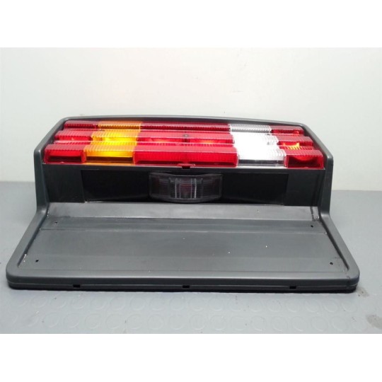 LEFT REAR LIGHT 
 MERCEDES-BENZ truck GENERICO new