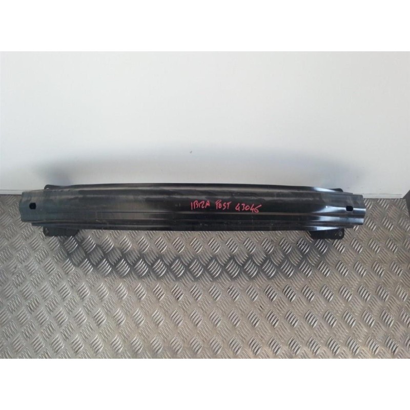 SEAT TRAVERSA POSTERIORE PARAURTO SEAT Ibiza 2012>2015 usato
