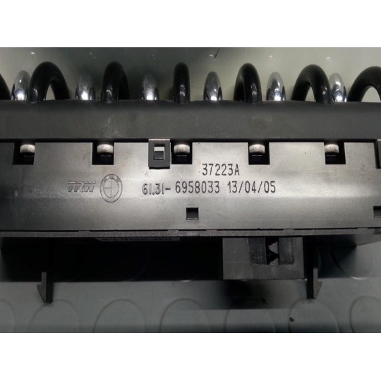 INTERRUTTORI E PULSANTI ALZAVETRI MINI R50/53  2001>2006 usato