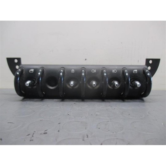 INTERRUTTORI E PULSANTI ALZAVETRI MINI R50/53  2001>2006 usato