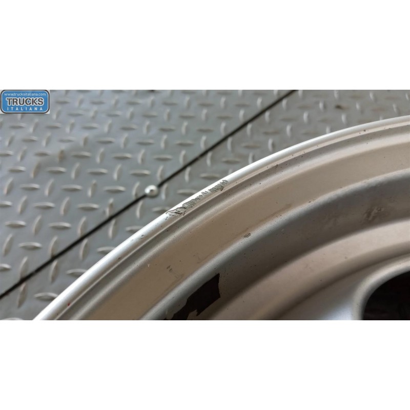 MINI KIT 4 CERCHI IN LEGA MINI R50/53  2001>2006 usato