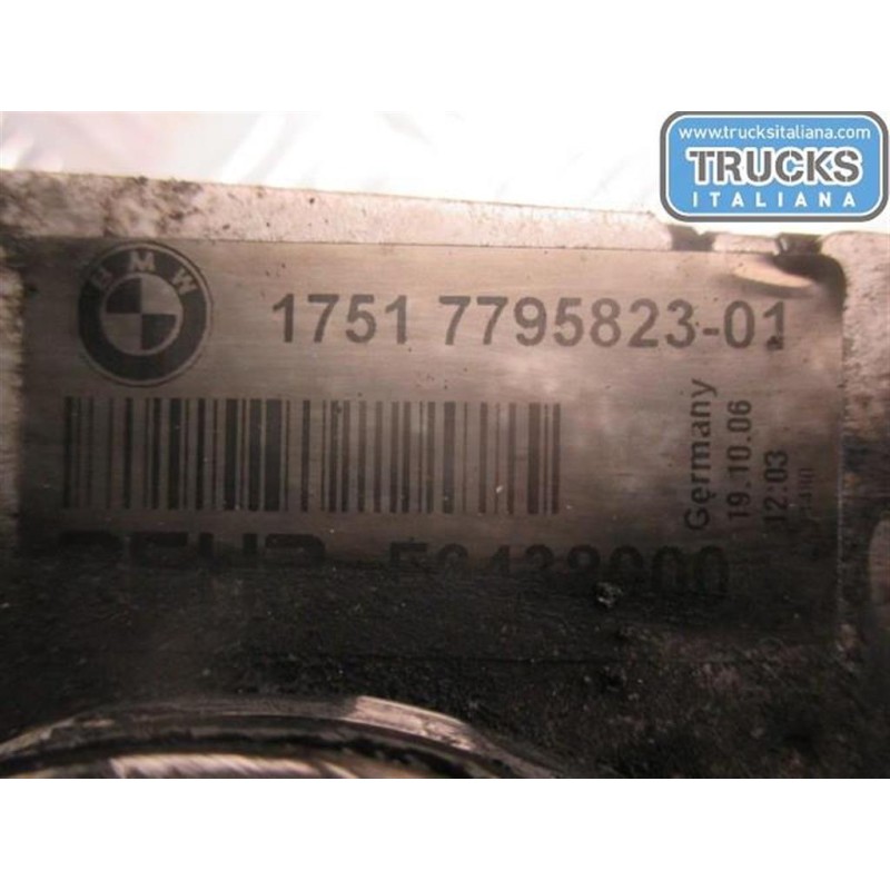 BMW INTERCOOLERS HEAT RADIATOR  BMW Serie 5 (E60/E61) 2004> used