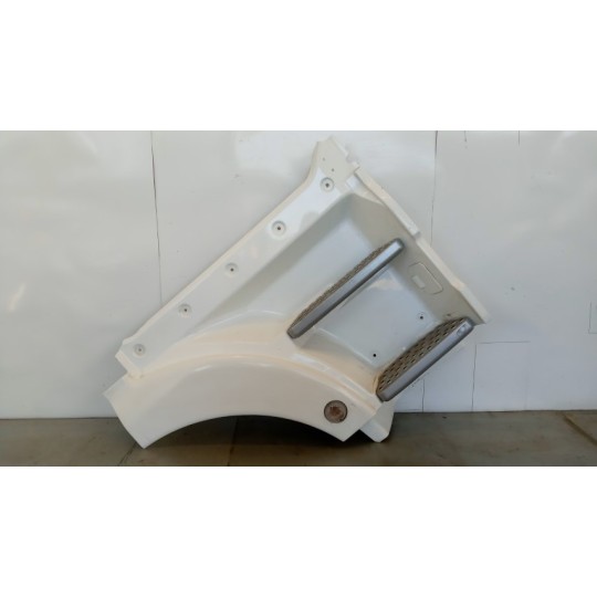 PARAFANGO ANTERIORE DESTRO MAN TGX euro 6 usato