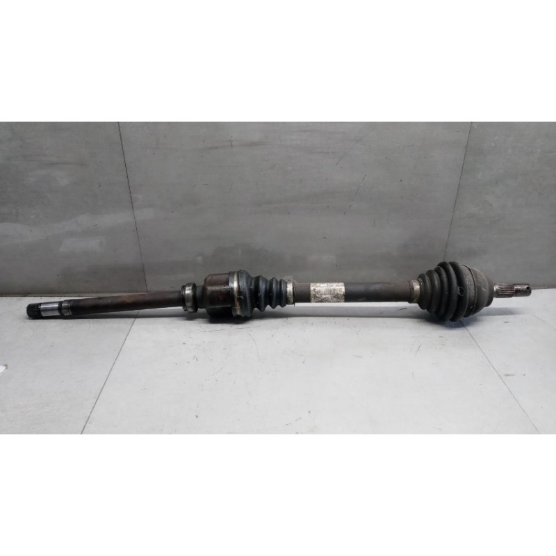 CITROEN SEMIASSE ANTERIORE DESTRO CITROEN DS3 2010>2014 usato