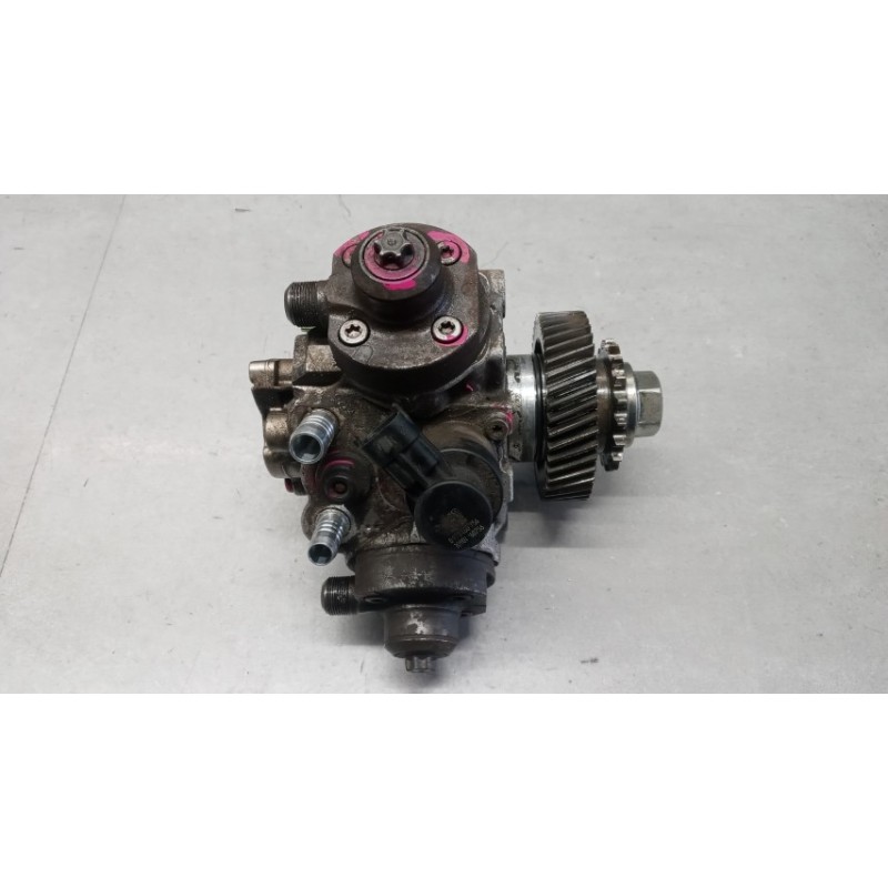 ISUZU INJECTION PUMP  ISUZU N2R used