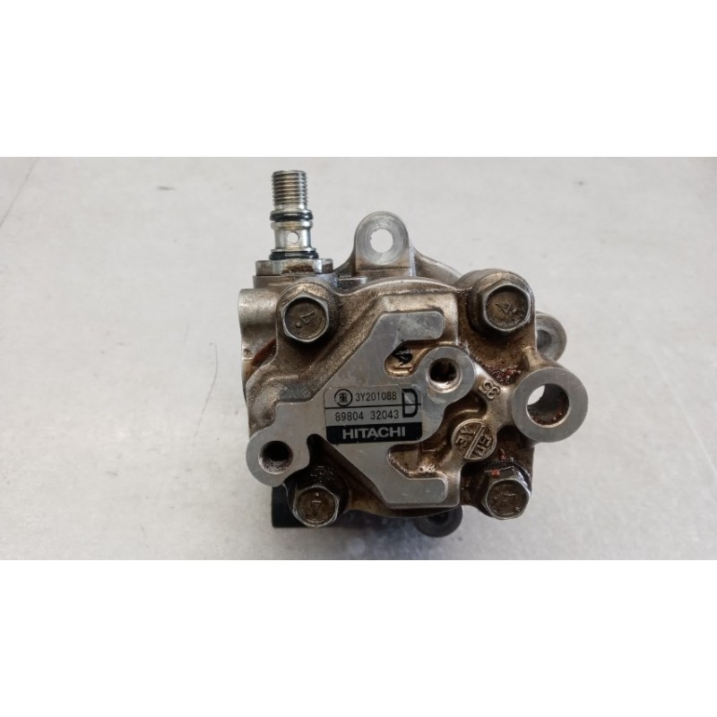 ISUZU STEERING PUMP ISUZU N2R used