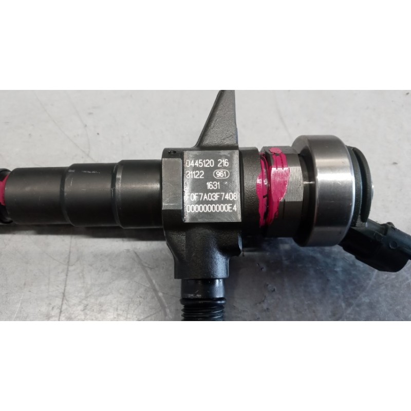 ISUZU INJECTORS  ISUZU N2R used