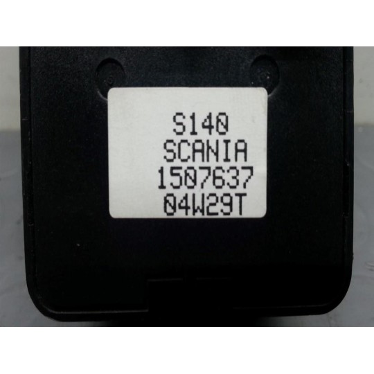 INTERRUTTORI E PULSANTI ABITACOLO SCANIA Serie R 2005> usato