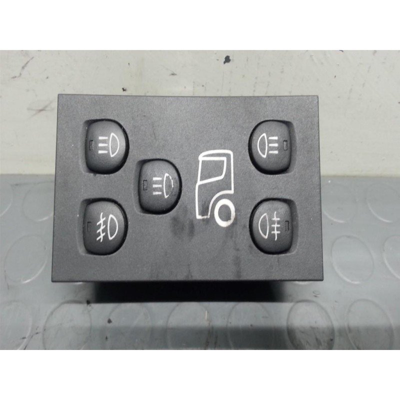 SCANIA INTERRUTTORI E PULSANTI ABITACOLO SCANIA Serie R 2005> usato