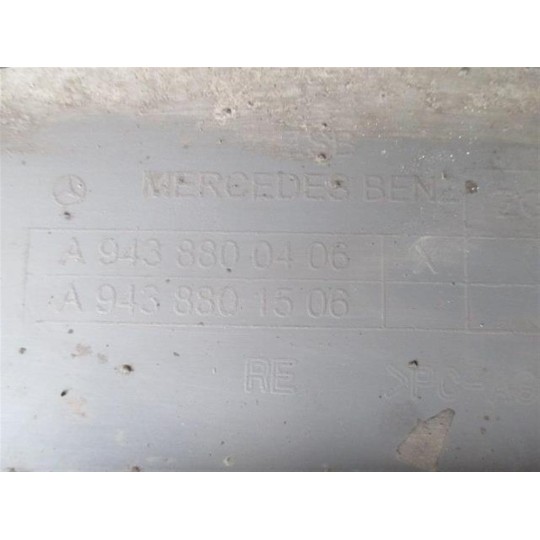 PARAFANGO ANTERIORE DESTRO MERCEDES-BENZ truck Actros euro 5 2008>2013 usato