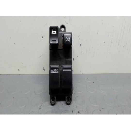 INTERRUTTORI E PULSANTI ALZAVETRI NISSAN Terrano 2003> usato