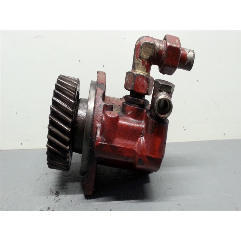IVECO STEERING PUMP IVECO 190-38 used