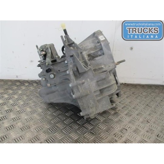 GEARBOXES  RENAULT Scenic 2003>2006 used