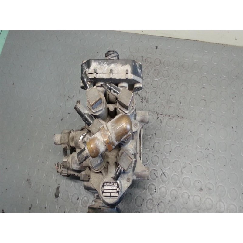 DAF VARIE FRENI 1 DAF 85CF usato