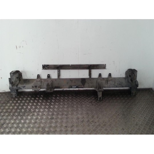 TRAVERSA ANTERIORE PARAURTO DAF 85CF usato