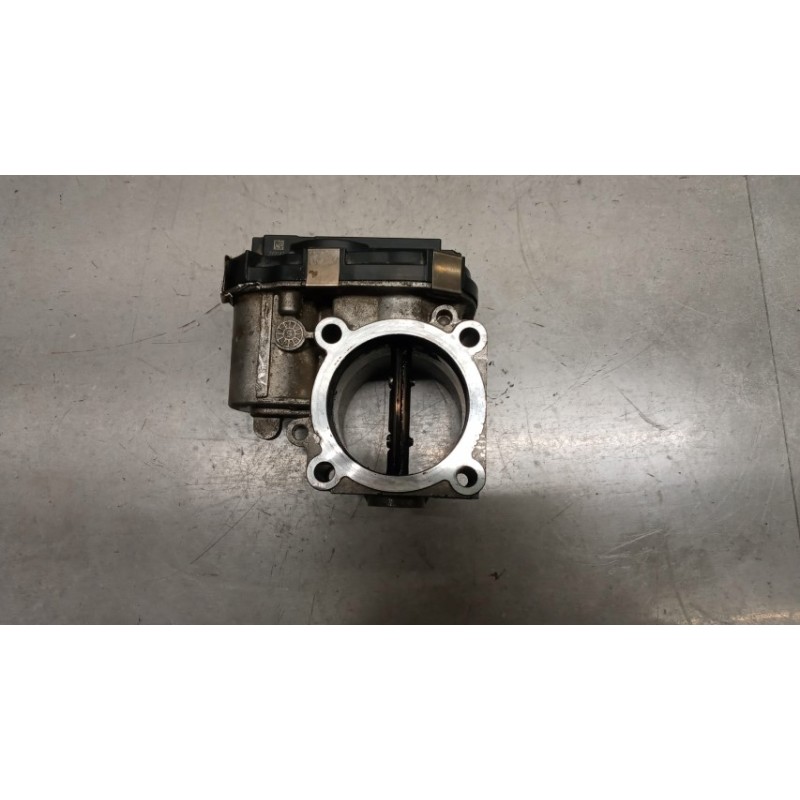 ISUZU THROTTLE BODY  ISUZU N2R used