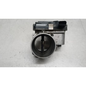 THROTTLE BODY  ISUZU N2R used