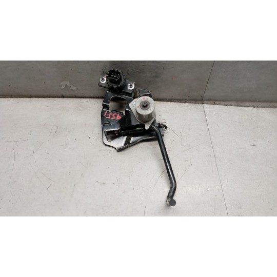 ELETRONIC THROTTLE PEDAL  ISUZU N2R used