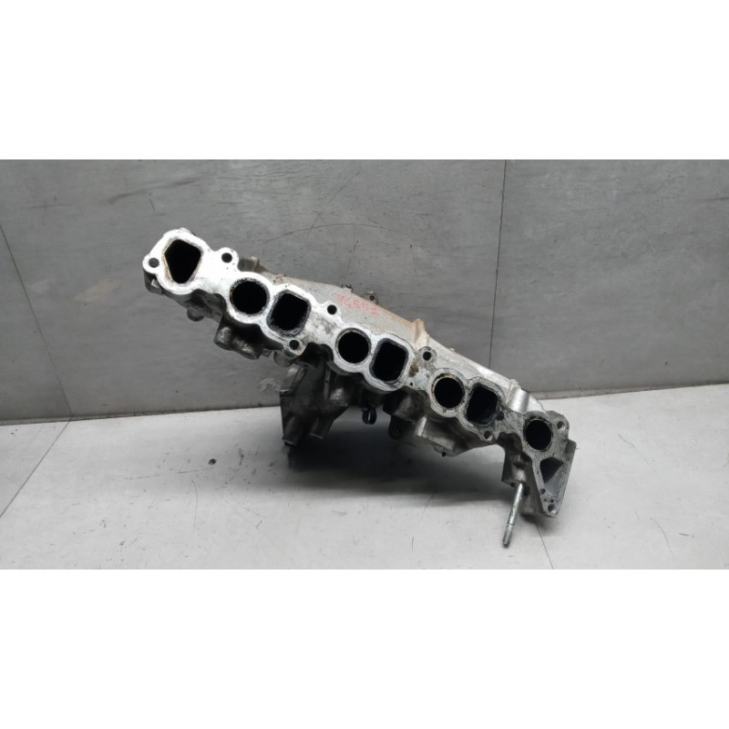 ISUZU INTAKE MANIFOLD  ISUZU N2R used