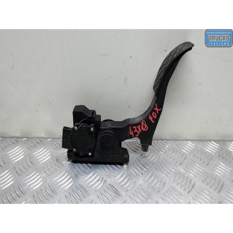 VOLKSWAGEN ELETRONIC THROTTLE PEDAL  VOLKSWAGEN Fox 2005>2011 used