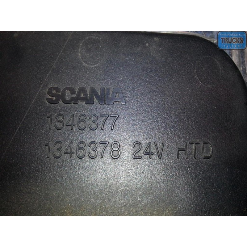 SCANIA VETRO SPECCHIO SCANIA 124 usato