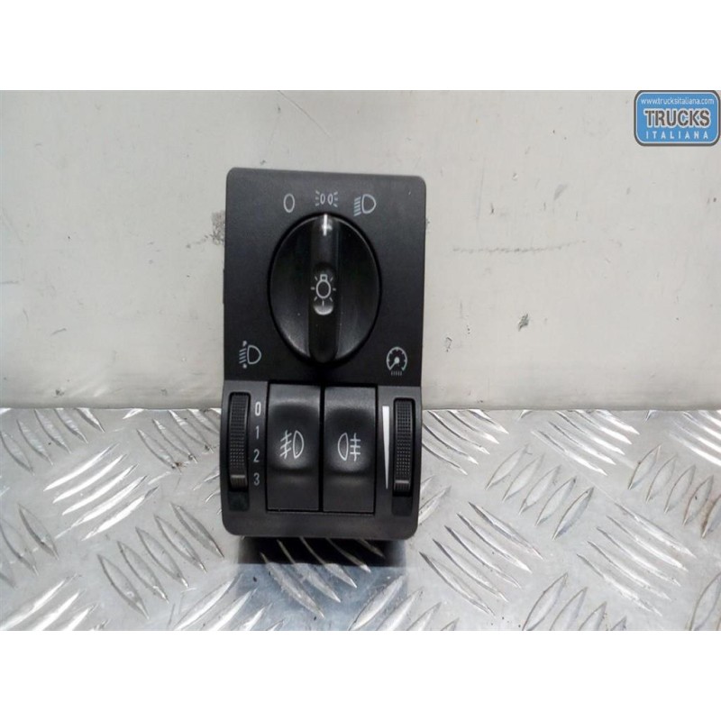 OPEL BLOCK LOGHTS  OPEL Tigra TwinTop used