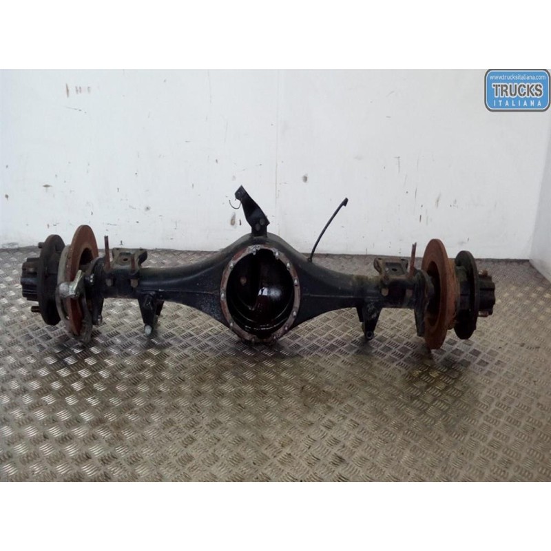 NISSAN truck ASSALE POSTERIORE NISSAN truck Cabstar 2006> usato