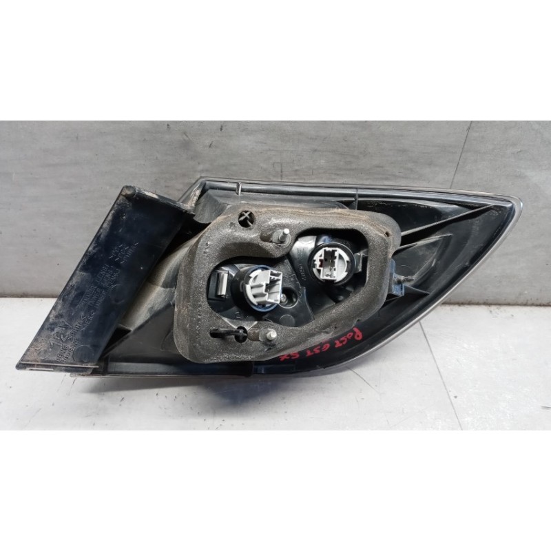 MAZDA FARO POSTERIORE ESTERNO SINISTRO MAZDA Mazda3 2006>2009 usato
