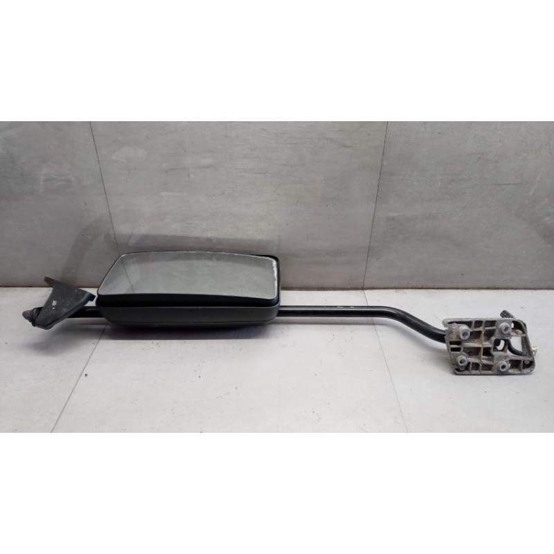 ISUZU RIGHT ELETRIC REAR-VIEW MIRROR  ISUZU N2R used