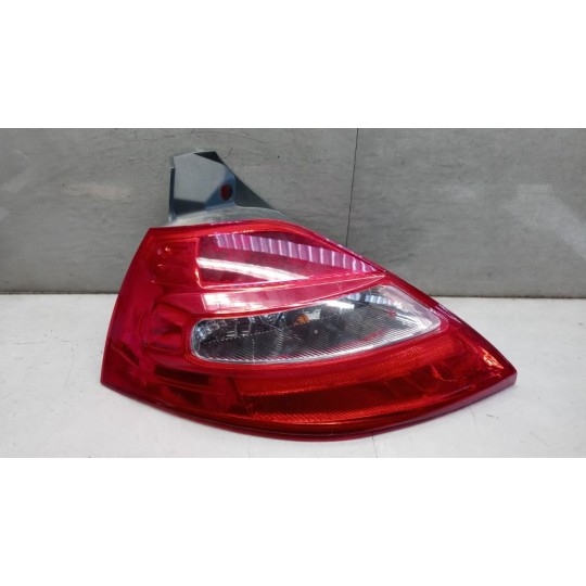 FARO POSTERIORE ESTERNO SINISTRO RENAULT Megane 2006>2008 usato