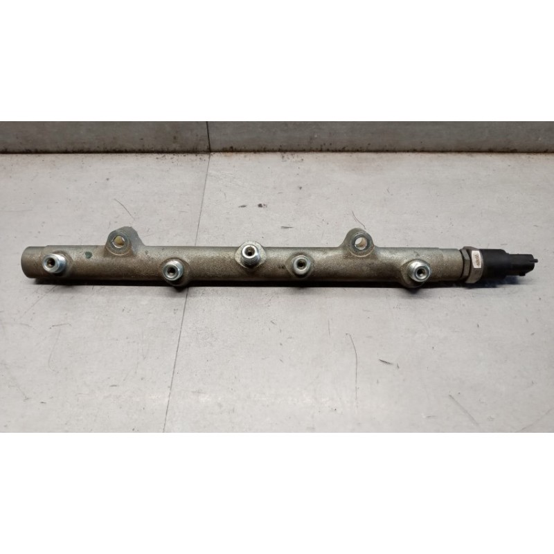 LAND ROVER RIPARTITORE RAIL DEL CARBURANTE LAND ROVER Freelander 2002>2006 used