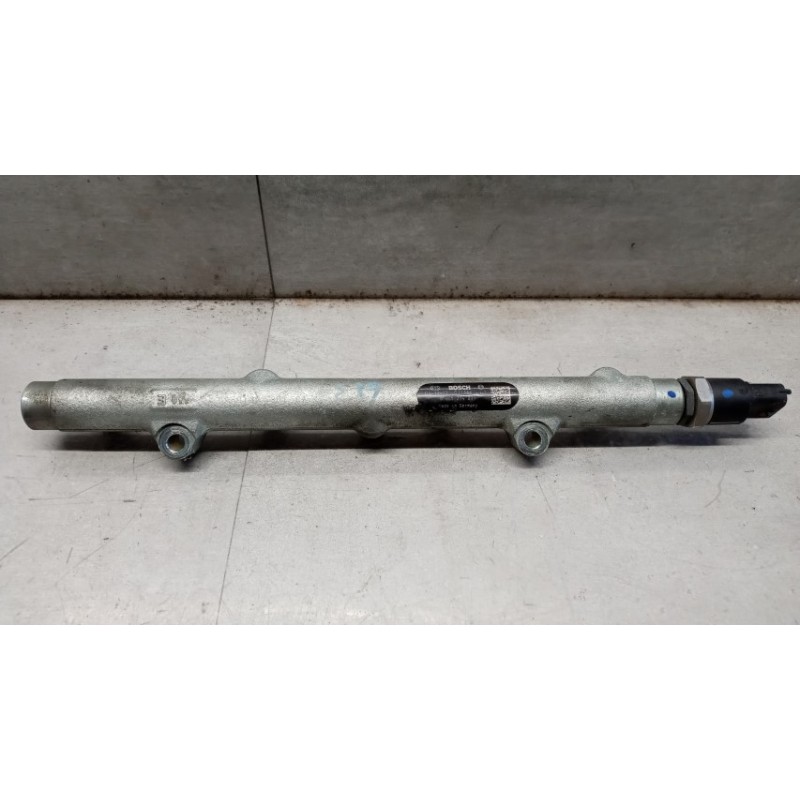 LAND ROVER RIPARTITORE RAIL DEL CARBURANTE LAND ROVER Freelander 2002>2006 used