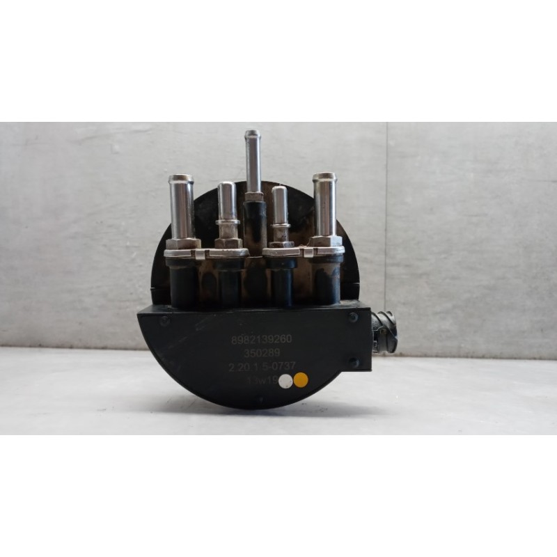 ISUZU GALLEGGIANTE SERBATOIO ISUZU N2R usato