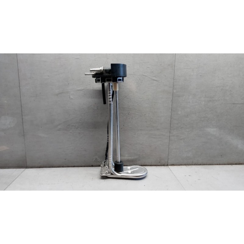 ISUZU GALLEGGIANTE SERBATOIO ISUZU N2R usato