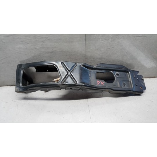 RIGHT HEADLIGHT SEAT ISUZU N2R used