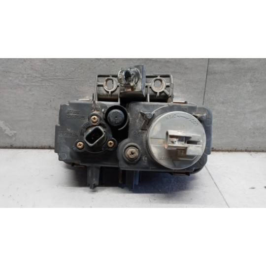 FENDINEBBIA DESTRO ISUZU N2R usato