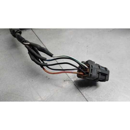 LEFT ELETRIC REAR-VIEW MIRROR  ISUZU N2R used