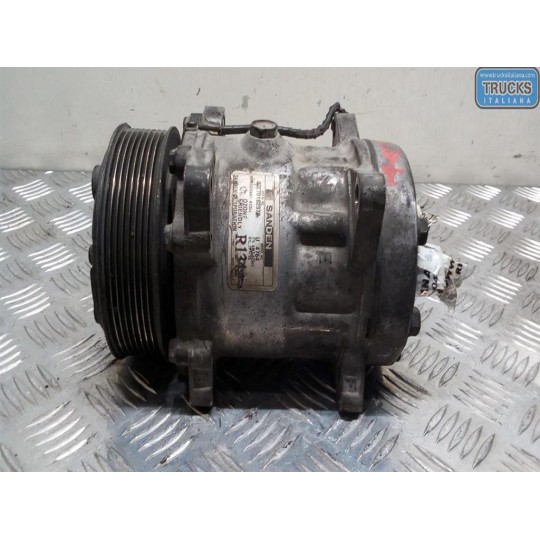 COMPRESSORE ARIA CONDIZIONATA IVECO EUROCARGO 2000>2005  usato