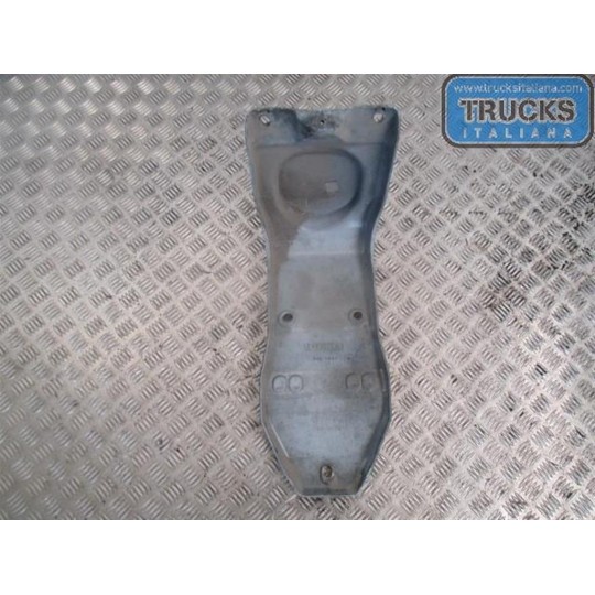 MUDGUARD RIGHT SUPPORT  IVECO EUROCARGO 2000>2005  used