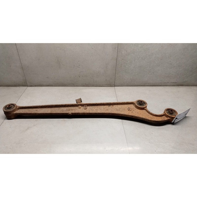 SUZUKI BRACCIO SOSPENSIONE INFERIORE SINISTRO SUZUKI Jimny 2001>2005 usato