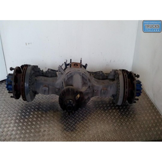 ASSALE POSTERIORE VOLVO truck FH13 usato