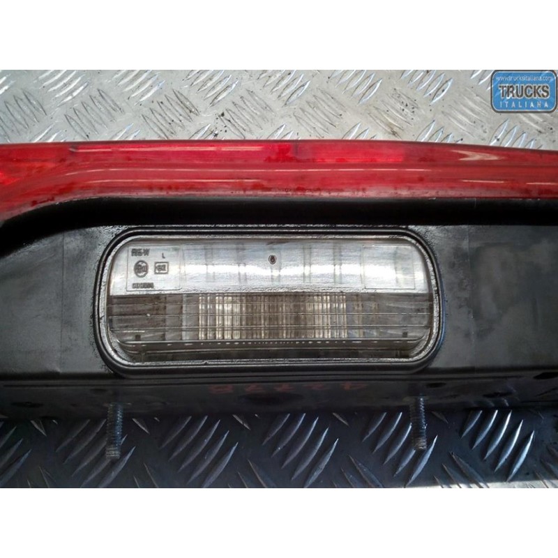 VOLVO truck FARO POSTERIORE ESTERNO SINISTRO VOLVO truck FH13 usato