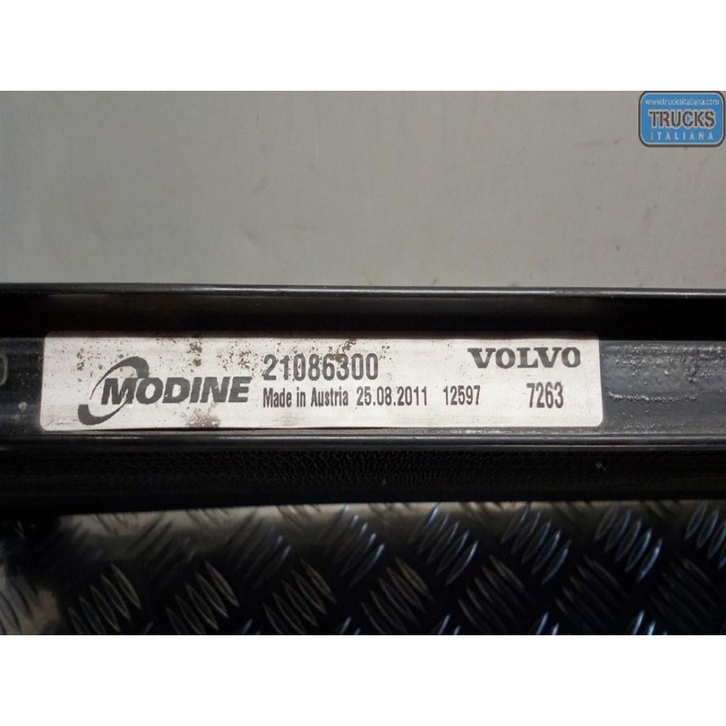 VOLVO truck RADIATORE CLIMATIZZATORE VOLVO truck FH13 usato