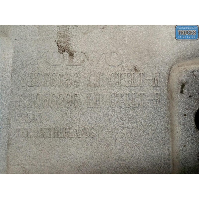 VOLVO truck LEFT HEADLIGHT SEAT VOLVO truck FH13 used