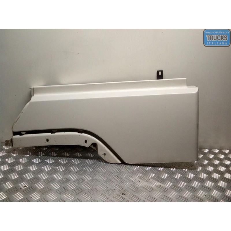 VOLVO truck PLASTICHE ESTERNE VARIE VOLVO truck FH13 used