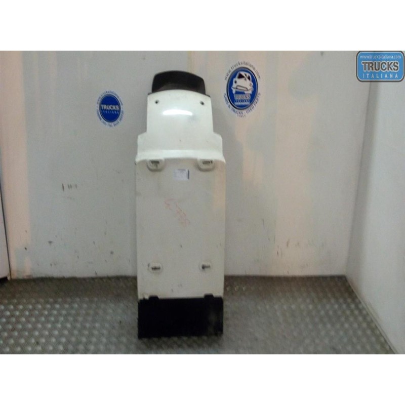 VOLVO truck FRONT RIGHT REAR PART MUDGUARD VOLVO truck FH13 used