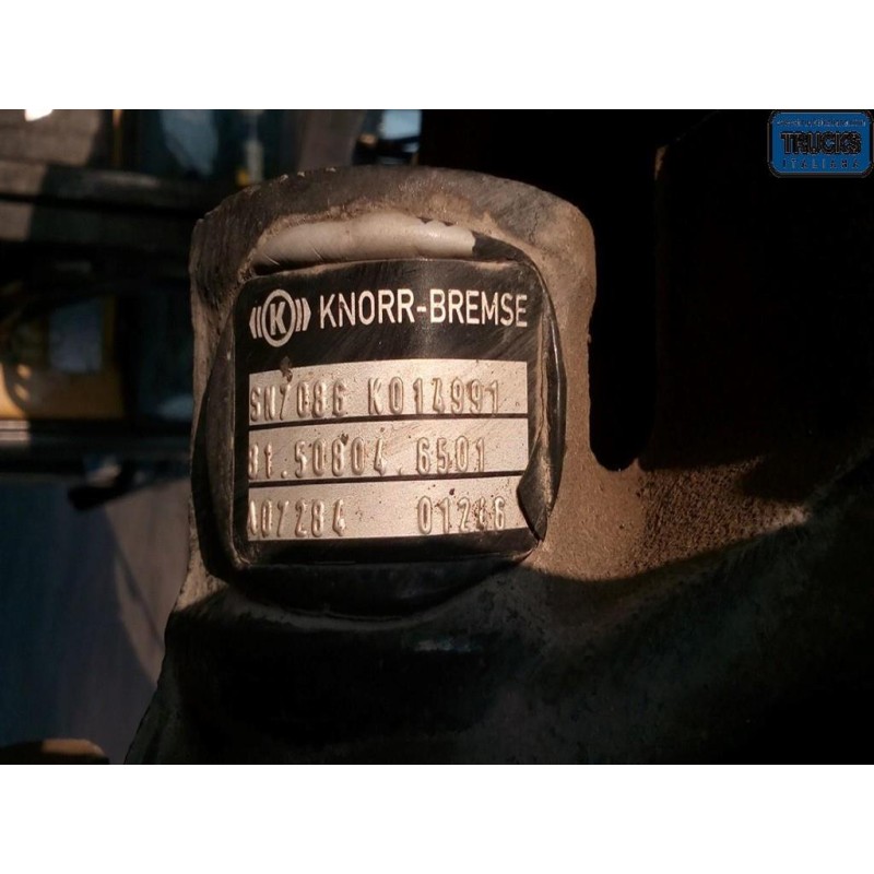 MAN PINZA POSTERIORE DESTRA MAN TG-A 2000>2007 usato