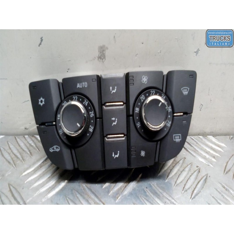 OPEL CENTRALINA CLIMATIZZATORE OPEL Astra J 2009>2012 usato